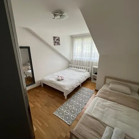 아파트 Joli De 3 Pieces *