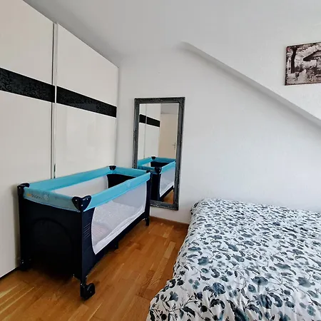 아파트 Joli De 3 Pieces