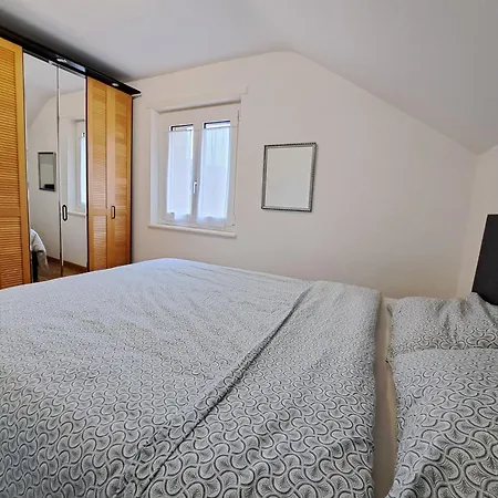 아파트 Joli De 3 Pieces Saint-Imier